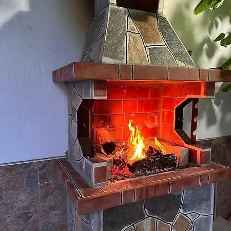 Amirov Garden - Free Parking & Free Area Konukevi Kranevo