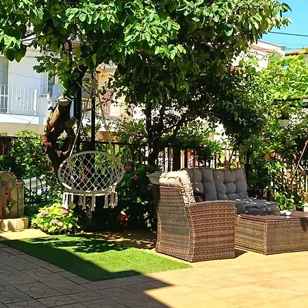 Amirov Garden - Free Parking & Free Area Pensiune Kranevo